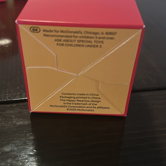 Happy Meal Toy #4 – Lil’ McDonald’s Chicken McNuggets (Sealed) - Picture 2 of 3